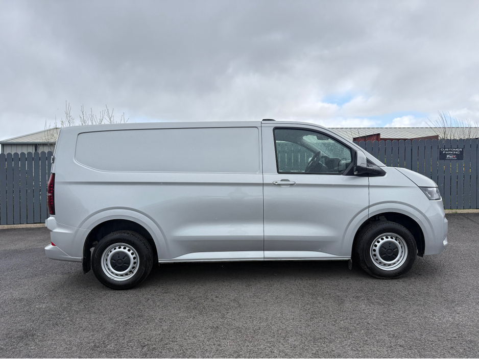 2025 Volkswagen Transporter 2L Diesel For Sale Images