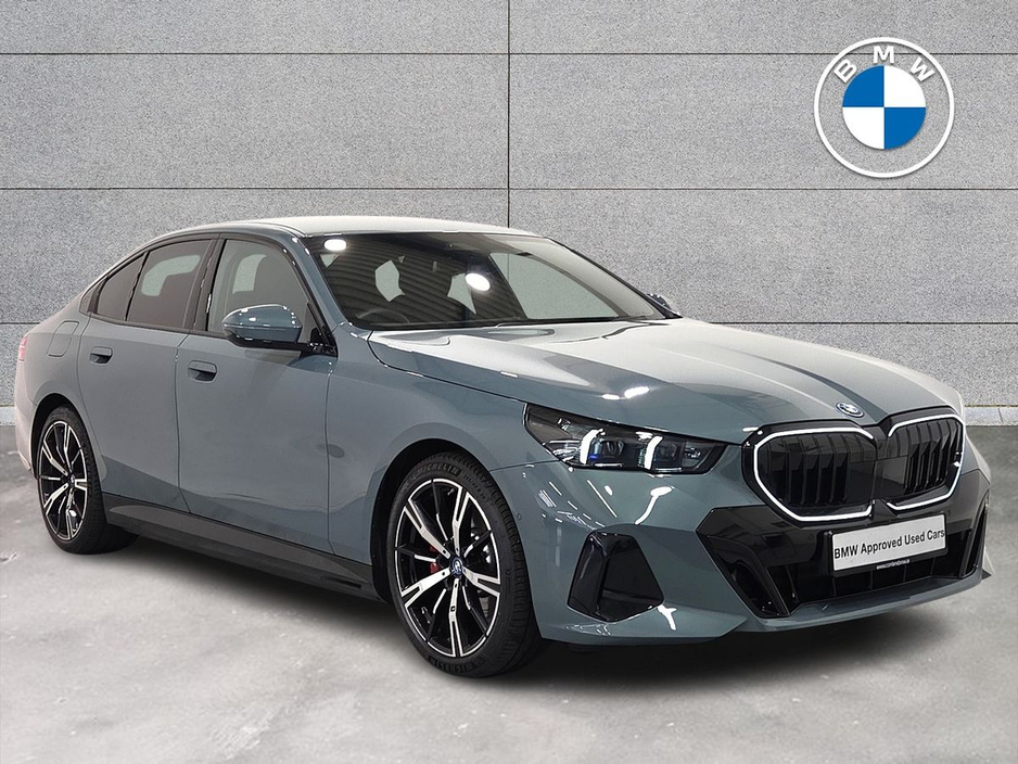 2025 BMW 5 Series 2L Petrol Plug-in Hybrid For Sale Images