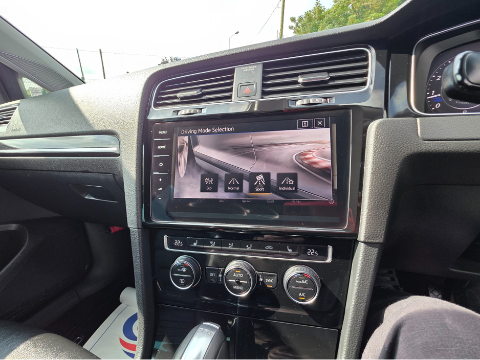 2020 Volkswagen Golf 1.4L Petrol For Sale Images