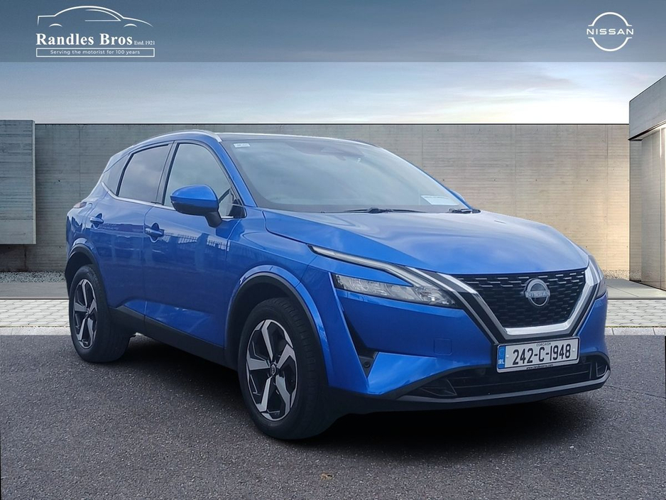 Nissan Qashqai 1.3 PET MILD HYBRID SV PREMIUM