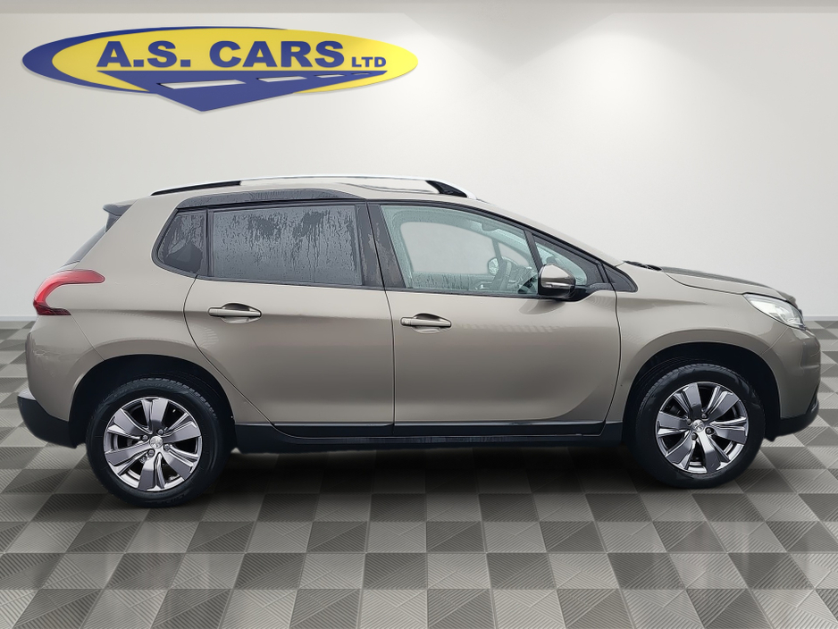 Peugeot 2008 ACTIVE 1.2 ** 1 OWNER IRISH CAR  ** GREAT SPEC ** 2 KEYS ** SUPERB EXAMPLE ** — thumbnail 3