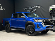 Toyota Hilux 2.8 SR5 DOUBLE CAB