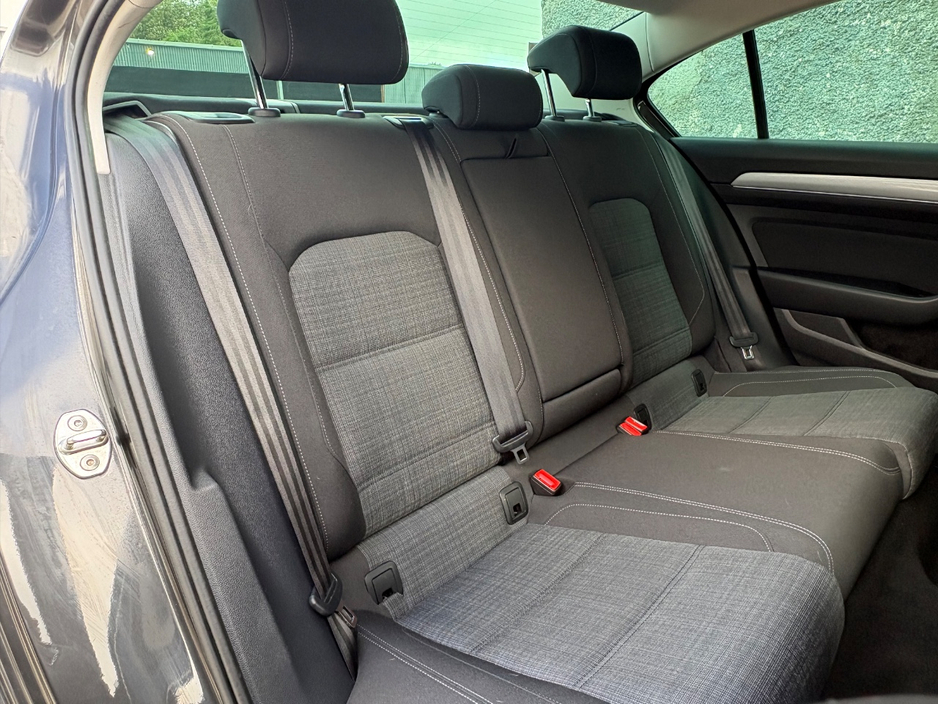 2021 Volkswagen Passat 2L Diesel For Sale Images