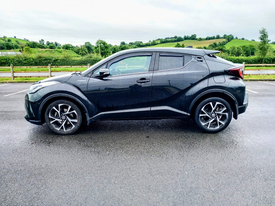 2021 Toyota C-HR 1.8L Petrol Hybrid For Sale Images
