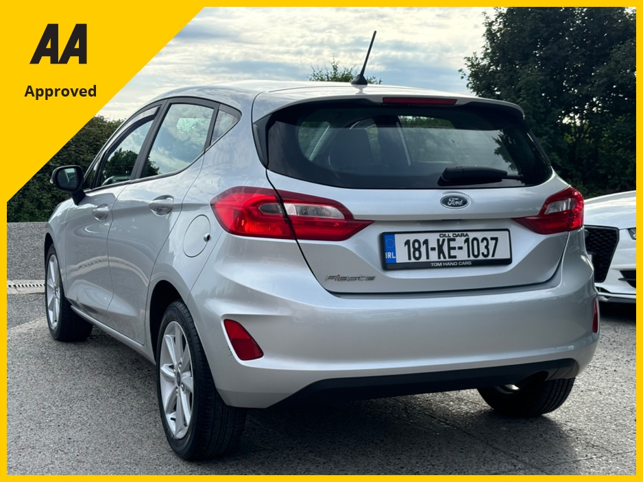 Ford Fiesta 1.1 70PS 5M 4DR ZETEC *FULL SERVICE HISTORY*AA APPROVED* — thumbnail 3