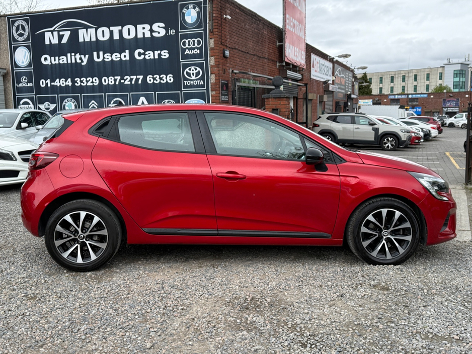 2023 Renault Clio 1L Petrol For Sale Images