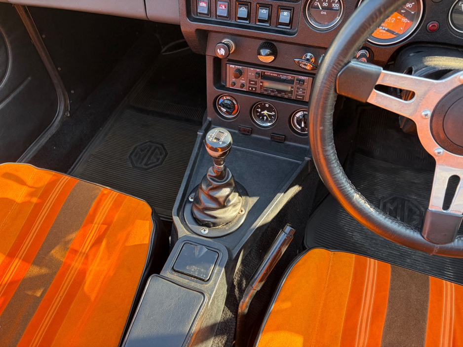 1981 MG MGB 1.8L Petrol For Sale Images