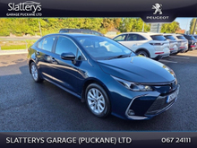Toyota Corolla 1.8 Hybrid Luna Saloon