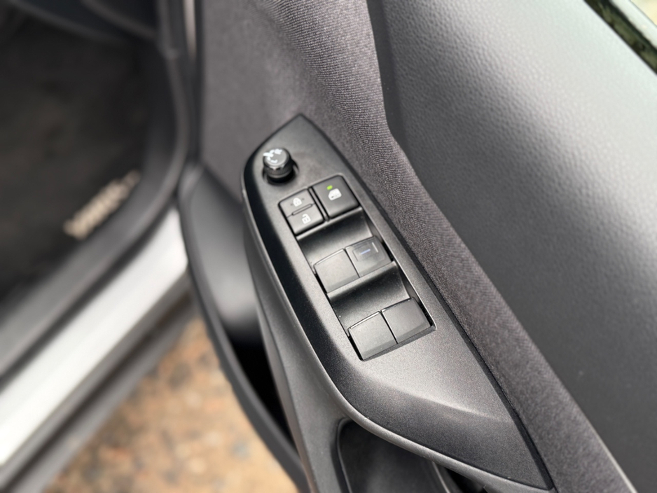 2024 Toyota Yaris Cross 1.5L Petrol Hybrid For Sale Images