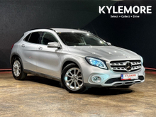 Mercedes-Benz GLA Class 1.6 AUTOMATIC - HALF BLACK LEATHER - PUSH START - PADDLE SHIFT - CRUISE CONTROL - POWER REAR BOOT - REAR CAMERA