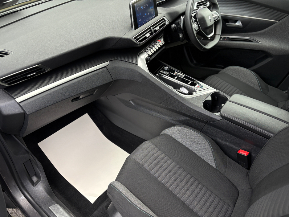 2023 Peugeot 5008 1.5L Diesel For Sale Images