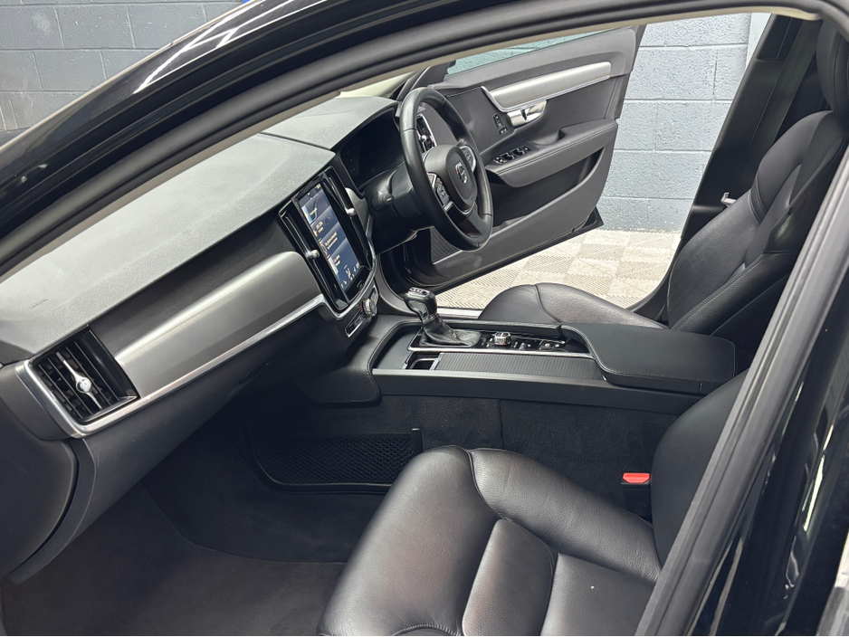 2016 Volvo S90 2L Diesel For Sale Images