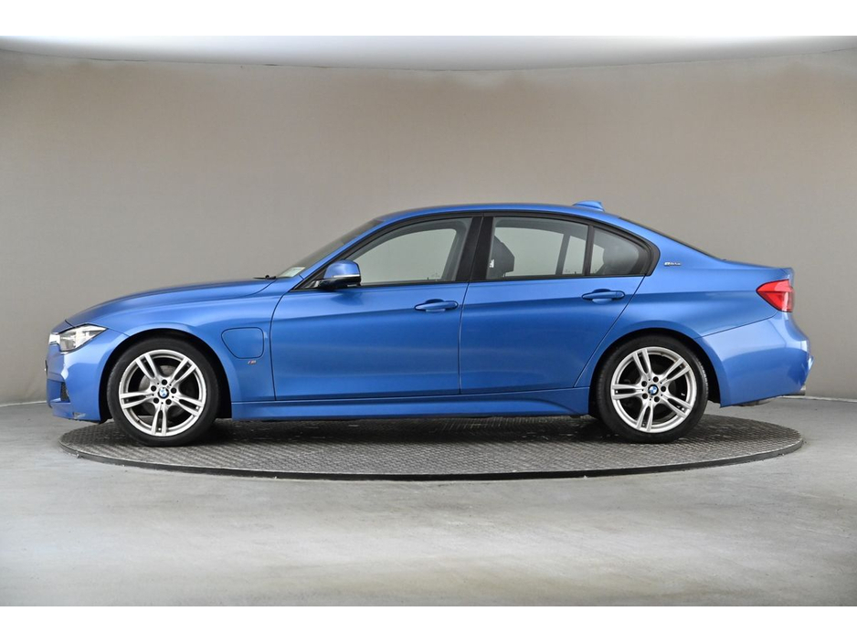 BMW 3 Series 330E M SPORT F30 PHEV *BLACK LEATHER*HUP*SAT NAV* — thumbnail 5