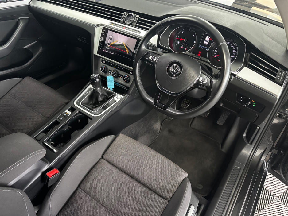 2019 Volkswagen Passat 2L Diesel For Sale Images