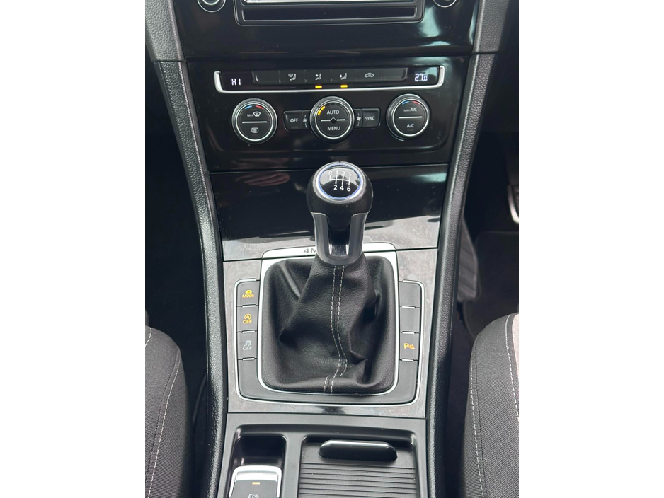 2014 Volkswagen Golf 2L Petrol For Sale Images