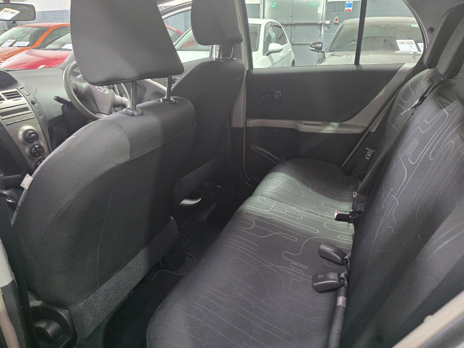 2010 Toyota Yaris 1L Petrol For Sale Images