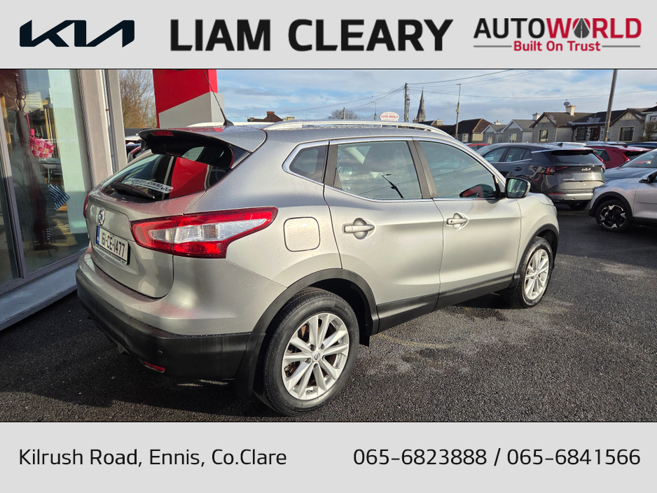 Nissan Qashqai 1.2 SV MY16 E6 4DR — thumbnail 3