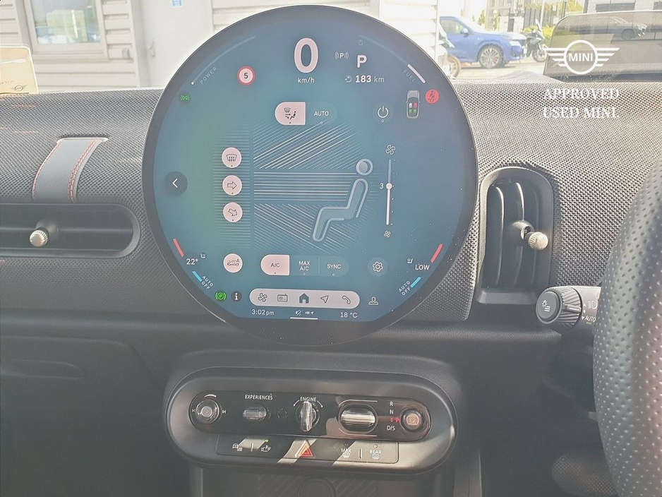 2024 MINI Hatch 2L Petrol For Sale Images