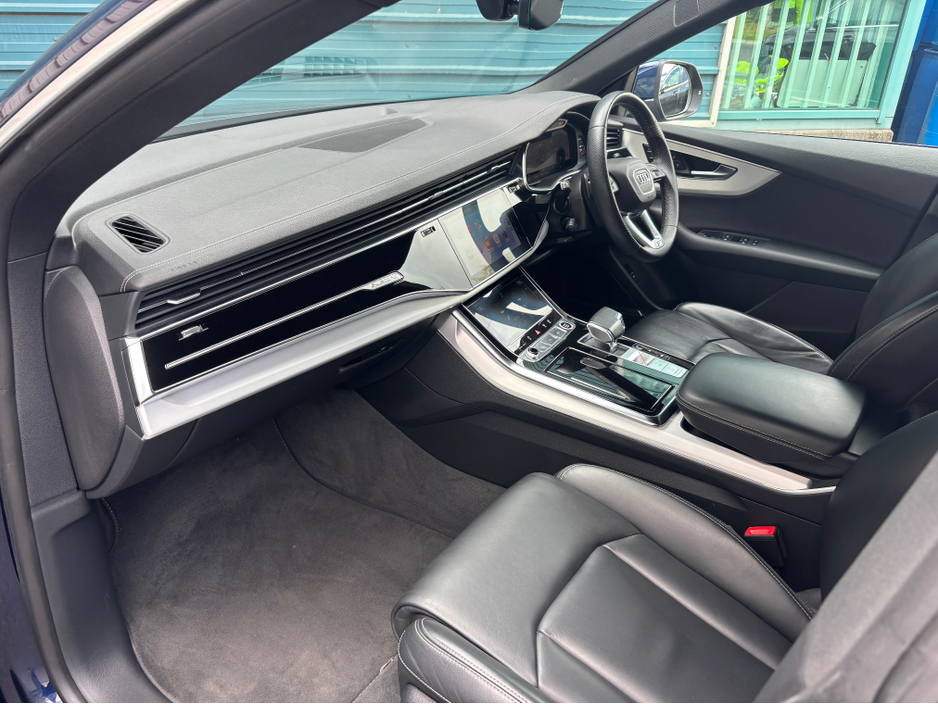 2023 Audi Q8 3.0L Diesel For Sale Images