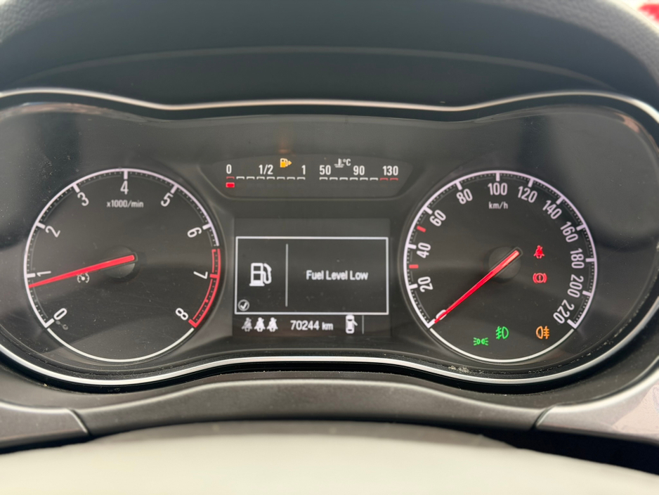 Opel Corsa 1.4 SE - FULL DEALER HIST - HIGH SPEC — thumbnail 21