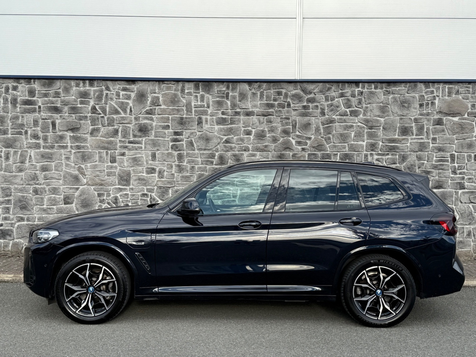 2022 BMW X3 2L Petrol Plug-in Hybrid For Sale Images