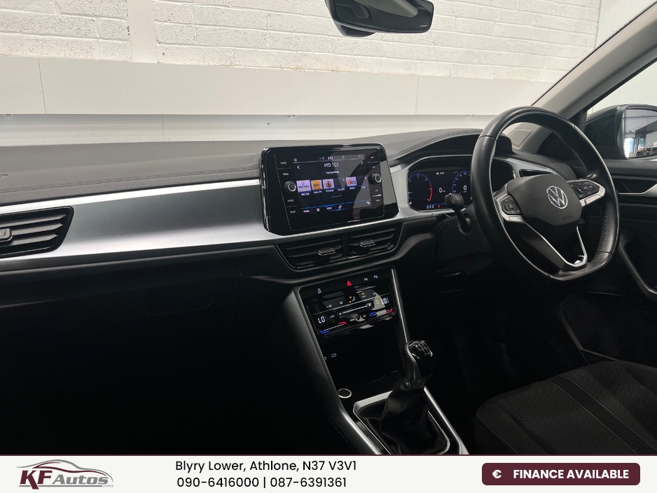 2022 Volkswagen T-Roc 2L Diesel For Sale Images
