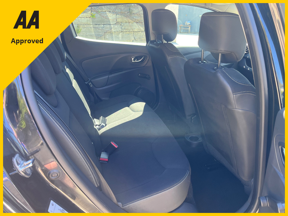 2015 Renault Clio 1.1L Petrol For Sale Images