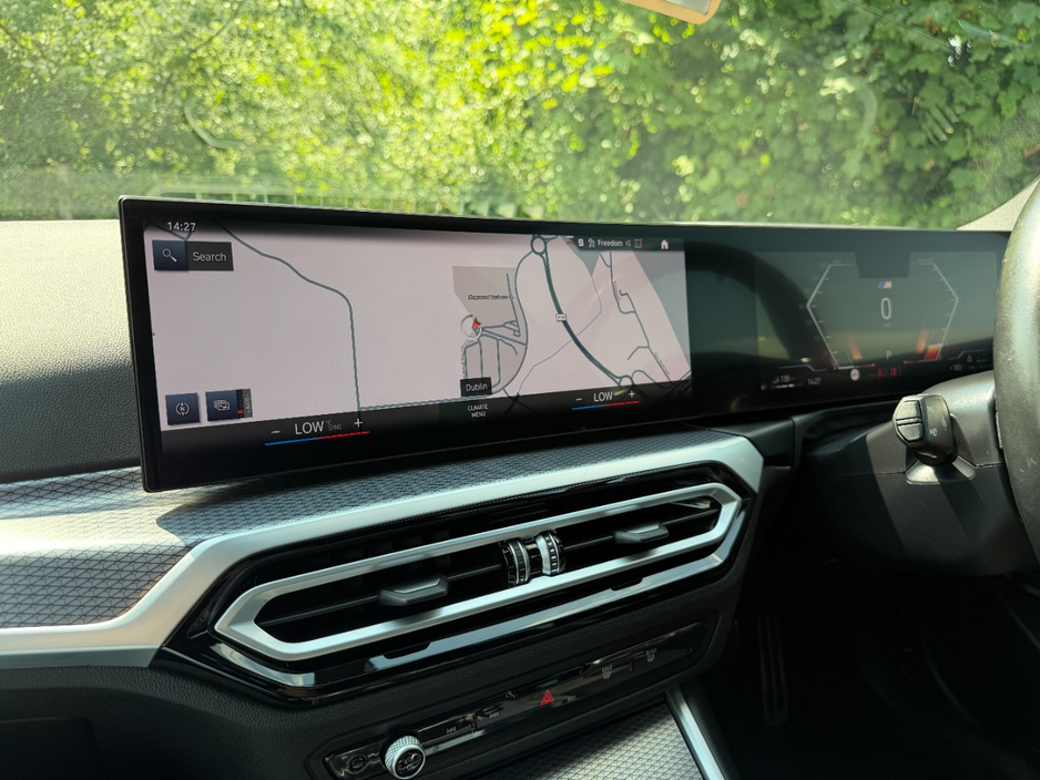 BMW 3 Series 330E M SPORT M PERFORMANCE *REMAINING MANUFACTURE WARRANTY* — thumbnail 17