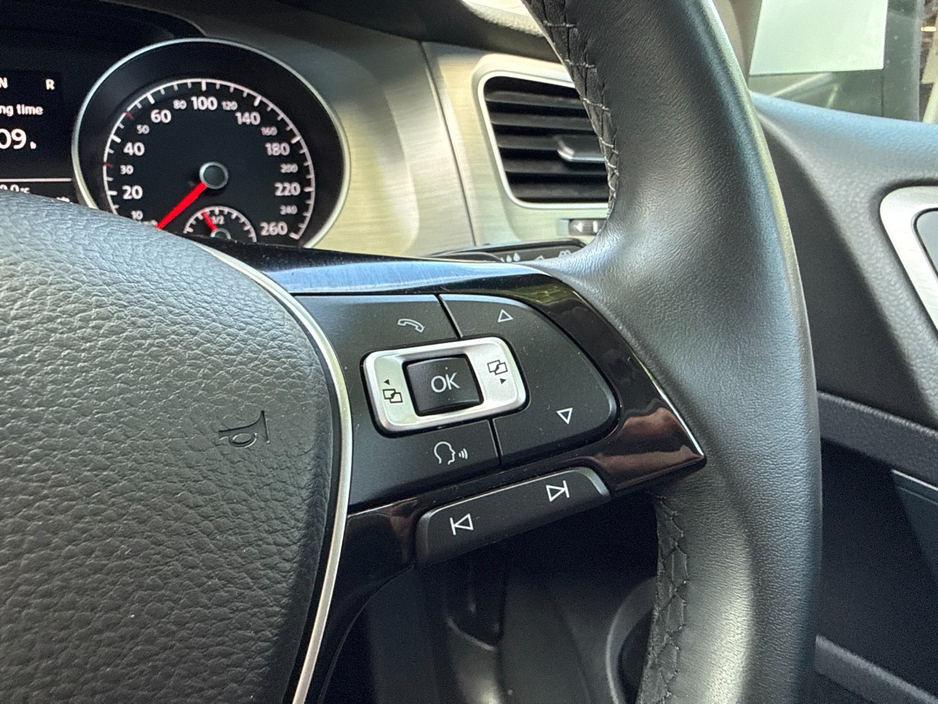 2016 Volkswagen Golf 1.2L Petrol For Sale Images