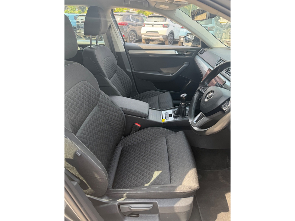 2020 Skoda Superb 2L Diesel For Sale Images