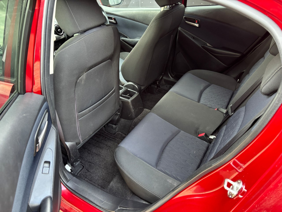 Mazda Demio 1.3 Skyactive automatic — thumbnail 6