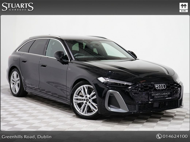 2025 AUDI A5 *252 REG 400km ONLY* A5 S/LINE QUATTRO AVANT TFSIe PHEV. MYTHOS BLACK METALLIC, BLACK LEATHER INTERIOR. 25.9kw BATTERY GIVING 110KM OF EV RANGE