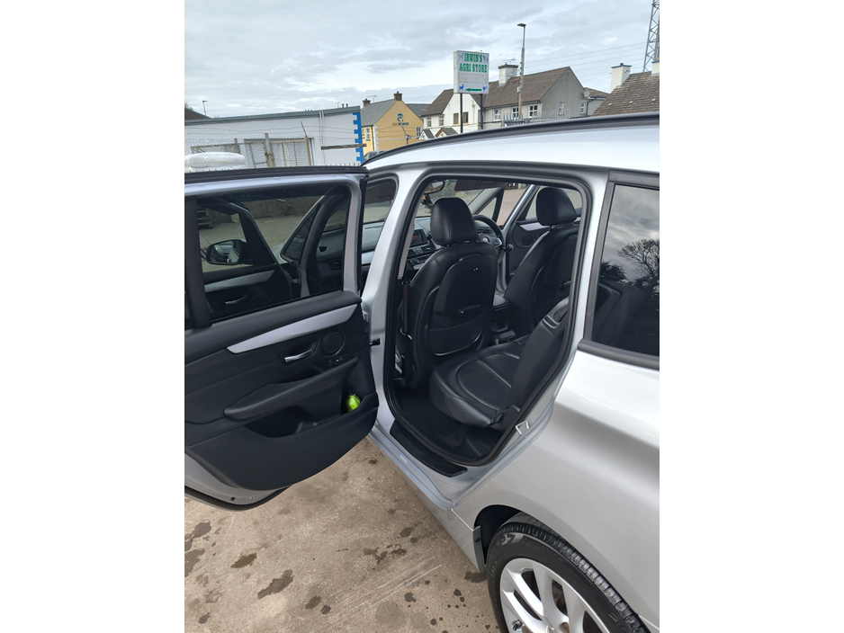 BMW 2 Series 216D SE ZA2J 4DR GRAN TOURER — thumbnail 2