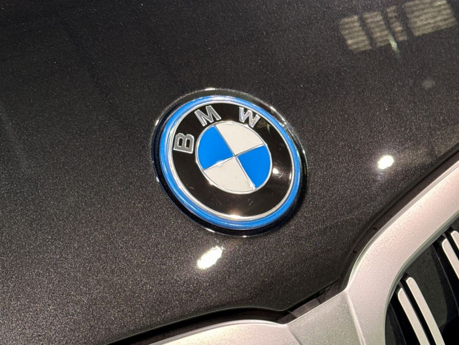 BMW 3 Series 330E BLACK SAPPHIRE M SPORT SALOON – 18’’ FACTORY ALLOYS – M PERFOMANCE TEX – CRUISE CONTROL - HEATED SEATS – DIGITAL DISPLAY – FLAT BOTTOM M SPORT ST — thumbnail 13