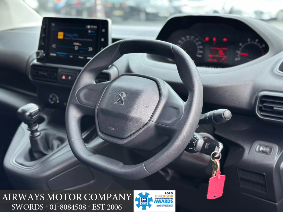 2022 Peugeot Partner 1.5L Diesel For Sale Images