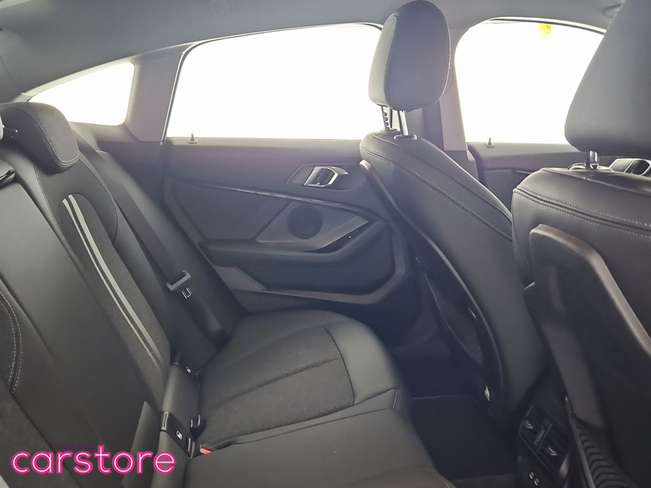 BMW 2 Series 218i Sport — thumbnail 10