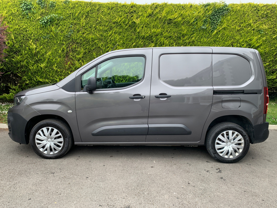 2021 Peugeot Partner 1.5L Diesel For Sale Images