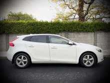 2014 Volvo V40 2L Diesel For Sale Images