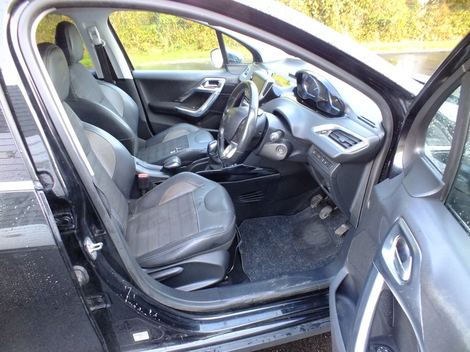 2015 Peugeot 2008 1.2L Petrol For Sale Images