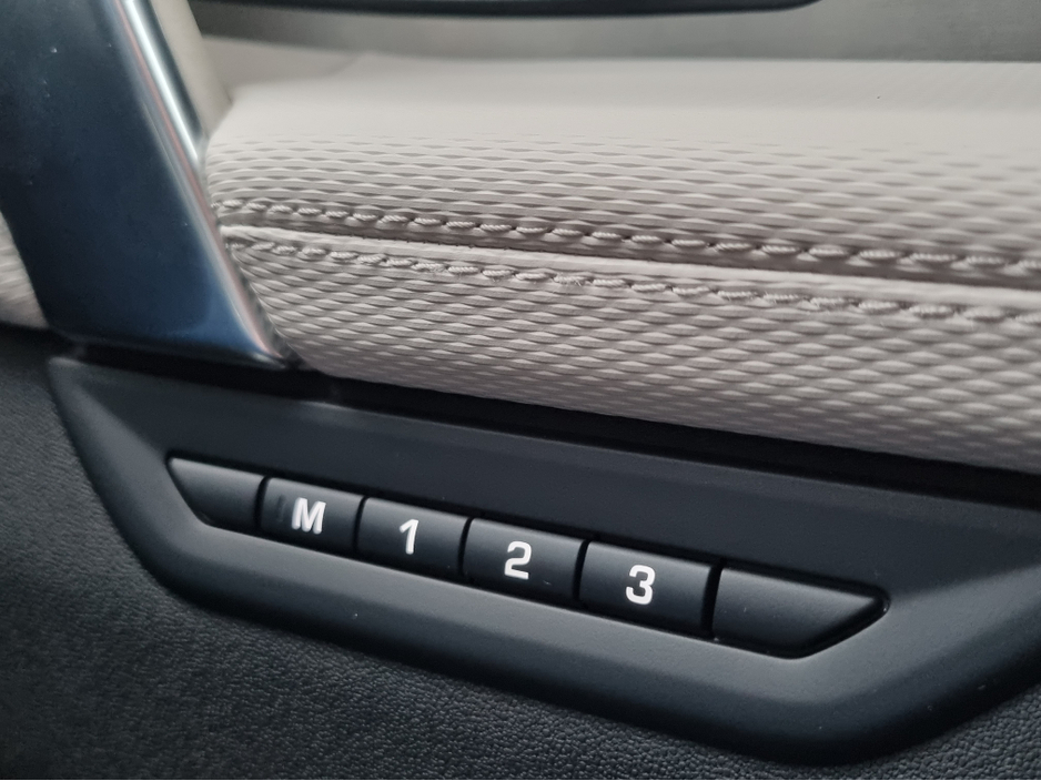 2024 Land Rover Discovery Sport 1.5L Petrol Plug-in Hybrid For Sale Images