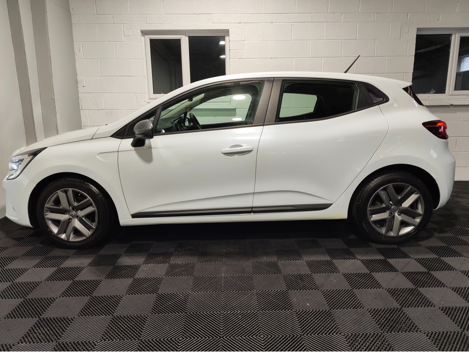 2022 Renault Clio 1L Petrol For Sale Images