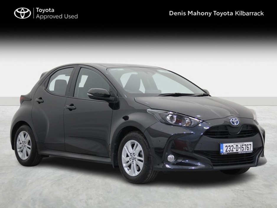 Toyota Yaris HYBRID LUNA