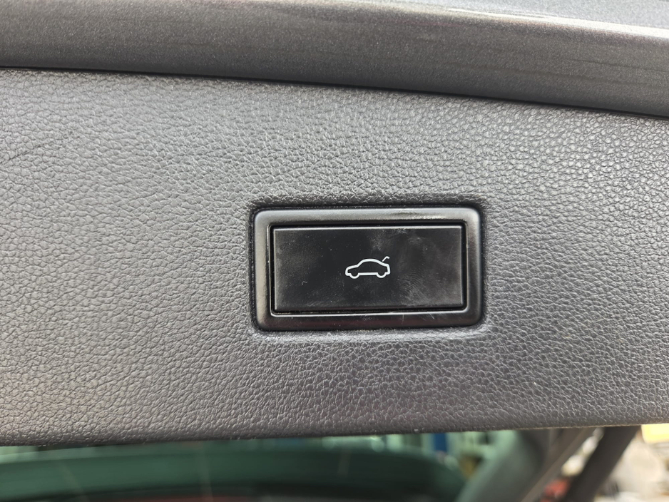 2020 Volkswagen Tiguan 2L Diesel For Sale Images