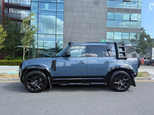 Land Rover Defender P400e X-Dynamic S