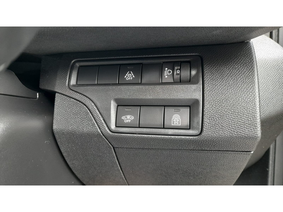2023 Peugeot 3008 1.5L Diesel For Sale Images