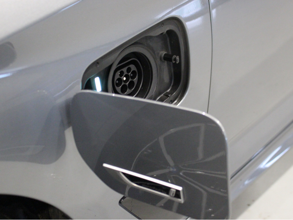 2022 BMW 5 Series 2L Hybrid For Sale Images