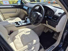 2014 Volkswagen Touareg 3L Diesel For Sale Images