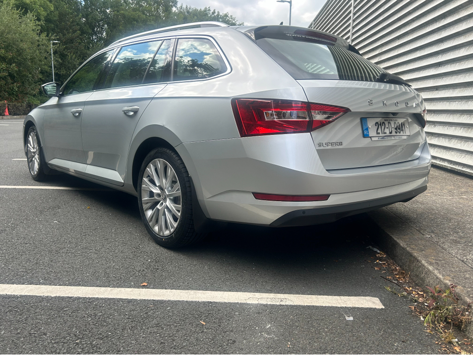 2021 Skoda Superb 2L Diesel For Sale Images