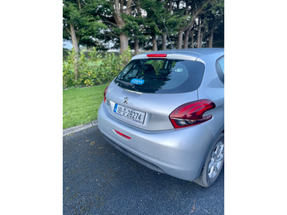 Peugeot 208 ACTIVE 1.2 82 4DR — thumbnail 4
