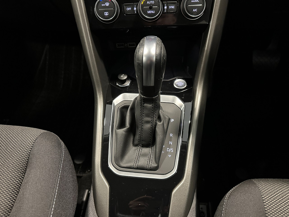 2020 Volkswagen T-Roc 2L Diesel For Sale Images